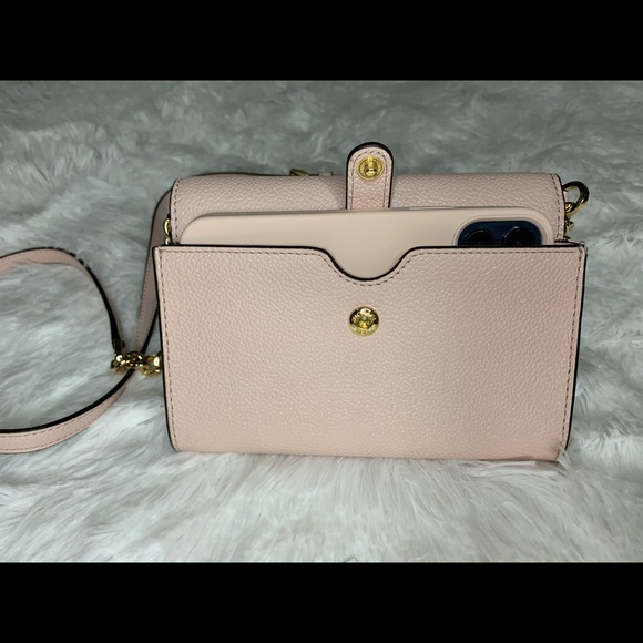 Micahro kors crossbody - Picture 7 of 9